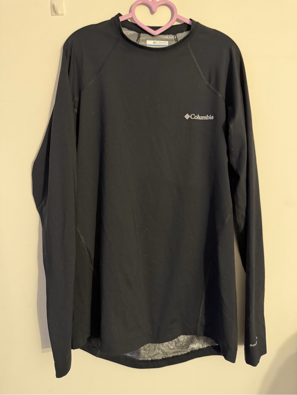 Columbia Black Crewneck Long-Sleeve Performance Top